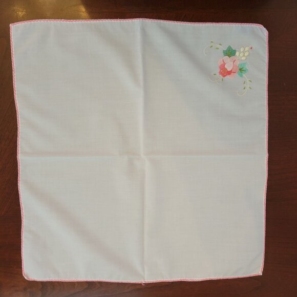 Set Of 7 Vintage Floral Embroidered Cotton Napkins With Pink Trim - Picture 3 of 6